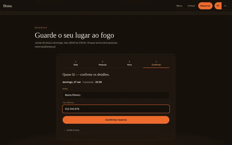 Por fim, o nome e o telefone, com o resumo da reserva.