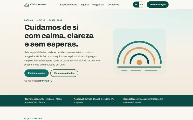 Página inicial: a clínica, a marcação e o telefone à vista.