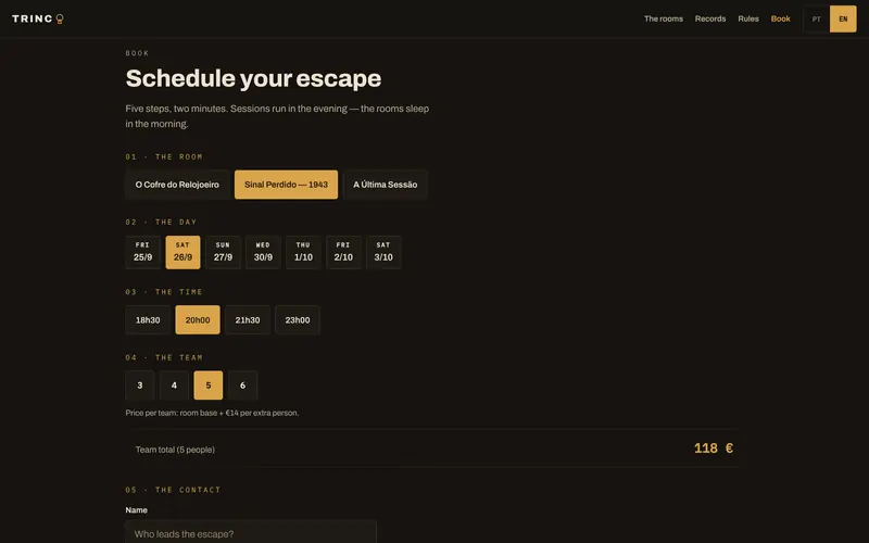 Booking: the price follows the number of players.