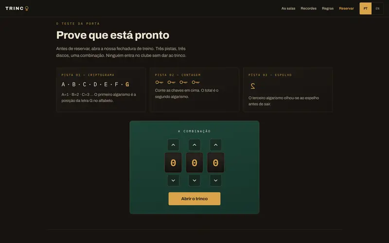 O enigma: três pistas e um cadeado de três dígitos.